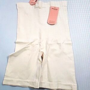 Shapermint Allday Everyday High Waisted Shaper Short Women Size XL 2XL NWT